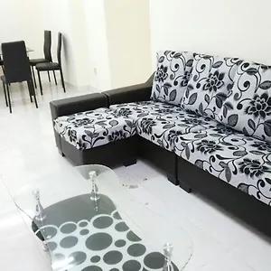 Live Com 3*, Johor Bahru Maleisië